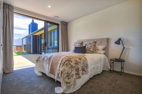 Photo of property in 3 Little Alpha Loop, Wanaka, 9305
