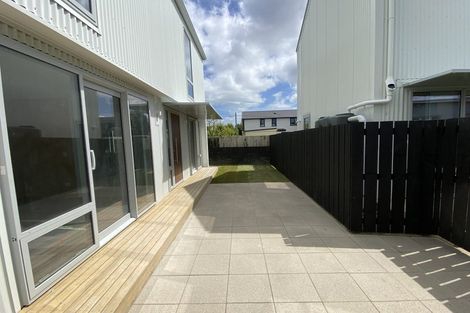 Photo of property in 52 Durham Crescent, Fairfield, Lower Hutt, 5011