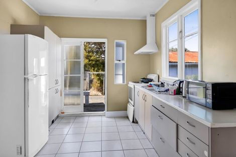 Photo of property in 21 Kapuni Street, Manaia, 4612