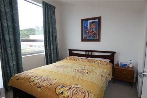 Photo of property in 15/2u Stone Street, Miramar, Wellington, 6022