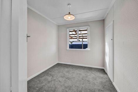 Photo of property in 320 South Road, Hawera, 4610