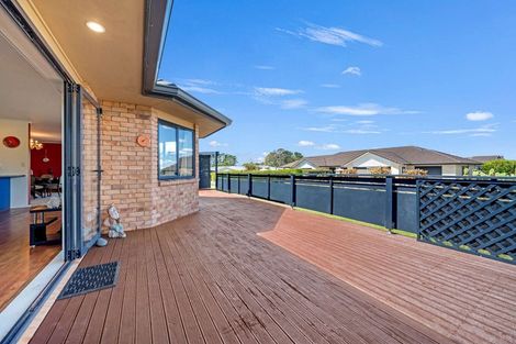 Photo of property in 58 Omana Avenue, Shelly Beach, Helensville, 0874