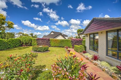 Photo of property in 4 Mahina Place, Te Atatu Peninsula, Auckland, 0610