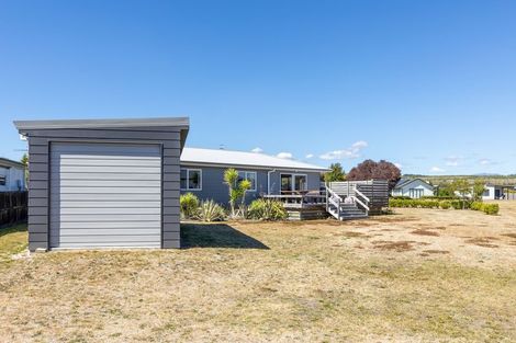 Photo of property in 15 Wai Matangi Place, Motuoapa, 3382