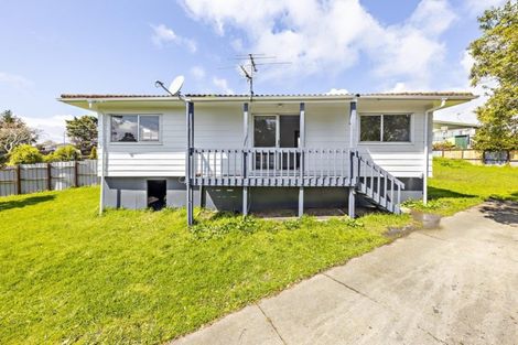 Photo of property in 3 Bundena Place, Clendon Park, Auckland, 2103
