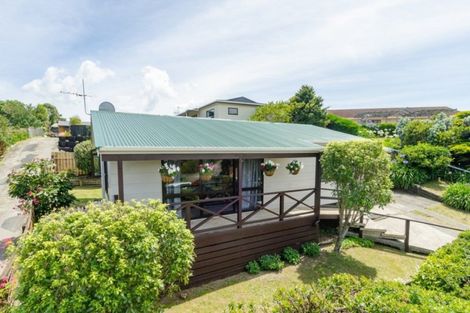 Photo of property in 23 Hurley Road, Paraparaumu Beach, Paraparaumu, 5032