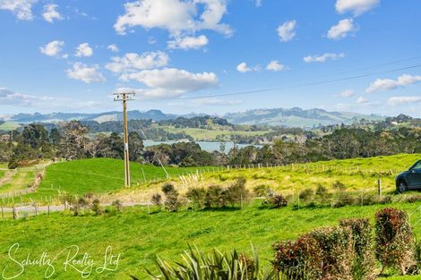 Photo of property in 70 Te Pahi River Drive, Paparoa, 0583