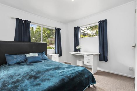 Photo of property in 10 Ambler Avenue, Glen Eden, Auckland, 0602