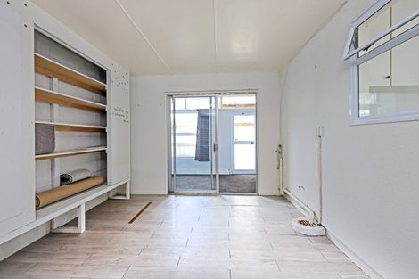 Photo of property in 2/69 Meeanee Road, Taradale, Napier, 4112