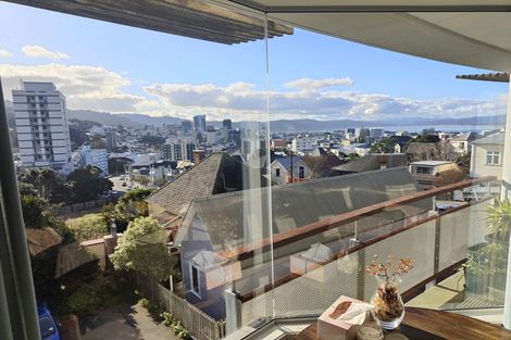 Photo of property in 74 Nairn Street, Mount Cook, Wellington, 6011