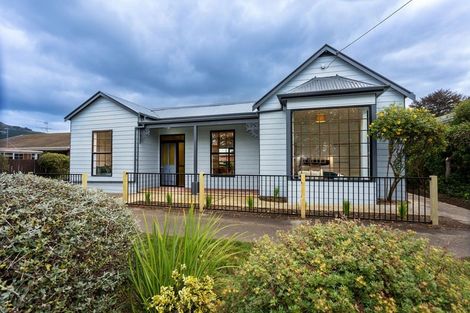 Photo of property in 6 Queen Street, Mosgiel, 9024
