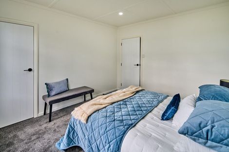 Photo of property in 62 Waddington Drive, Naenae, Lower Hutt, 5011