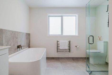 Photo of property in 58 Freedom Drive, Kelvin Grove, Palmerston North, 4414