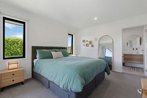 Photo of property in 22 Tauroa Drive, Tuakau, 2121