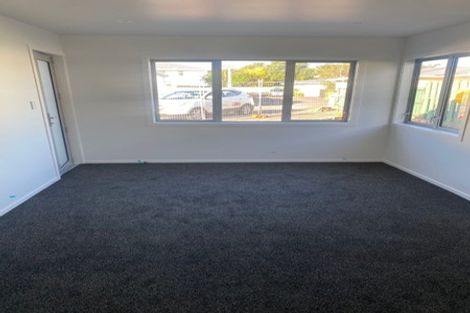 Photo of property in 40a&b Belt Road, Moturoa, New Plymouth, 4310