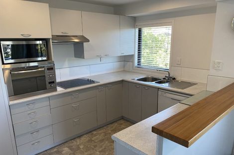 Photo of property in Gloucester Towers, 13/28 Gloucester Street, Christchurch Central, Christchurch, 8013