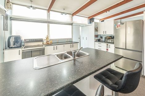 Photo of property in 107 Carlton Avenue, Tawhero, Whanganui, 4501