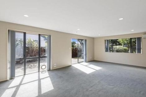 Photo of property in 1 Roche Avenue, Upper Riccarton, Christchurch, 8041