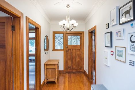 Photo of property in 31 Manapouri Crescent, Hokowhitu, Palmerston North, 4410