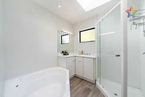 Photo of property in 1/27 Mawson Street, Waiwhetu, Lower Hutt, 5010