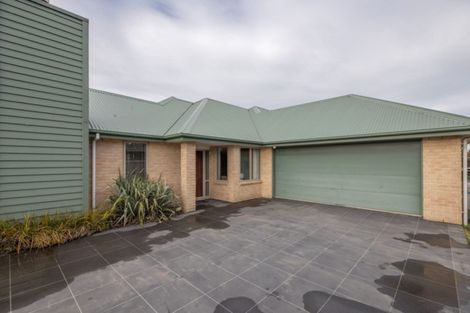Photo of property in 24 Rochester Crescent, Rolleston, 7614