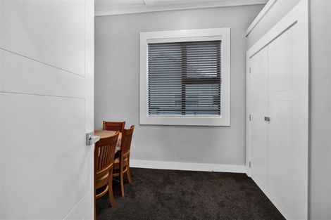Photo of property in 42 Collins Street, Hawera, 4610