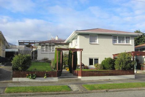 Photo of property in 4 Glendale Crescent, Holmes Hill, Oamaru, 9401