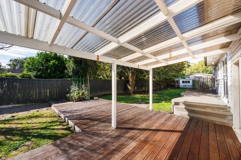 Photo of property in 27 Saint Albans Avenue, Hokowhitu, Palmerston North, 4410