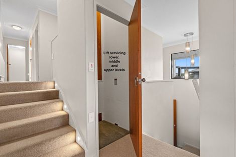 Photo of property in 42 Hillcrest Road, Otumoetai, Tauranga, 3110