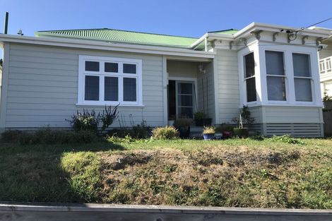 Photo of property in 15 Porritt Avenue, Mount Victoria, Wellington, 6011
