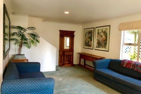 Photo of property in 60u3 Pirie Street, Mount Victoria, Wellington, 6011