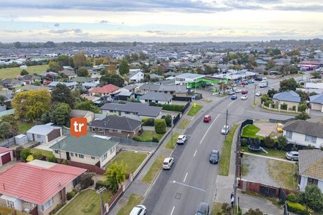 Photo of property in 237 Burwood Road, Burwood, Christchurch, 8083