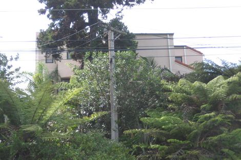 Photo of property in 2/111 Beach Road, Castor Bay, Auckland, 0620