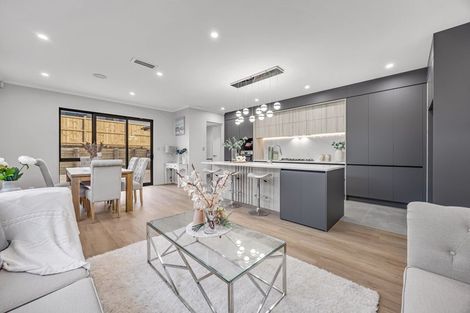 Photo of property in 67 Bushfield Drive, Flat Bush, 2019