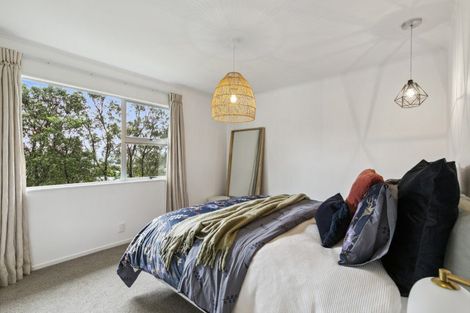 Photo of property in 85 Ruskin Road, Newlands, Wellington, 6037