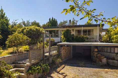 Photo of property in 2 Matai Road, Wanaka, 9305