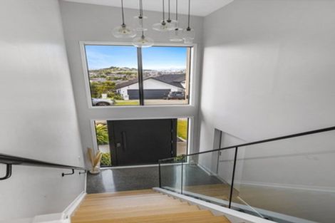 Photo of property in 46 Maka Terrace, Orewa, 0931
