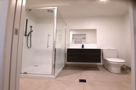 Photo of property in 4/60 Hayfield Way, Karaka, Papakura, 2580