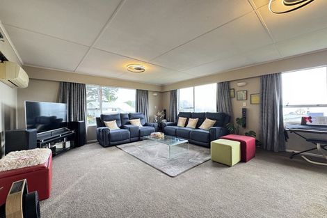 Photo of property in 129 Holborn Drive, Stokes Valley, Lower Hutt, 5019