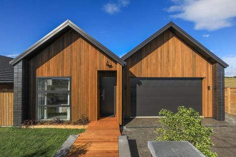 Photo of property in 25 Oralee Terrace, Peacocke, Hamilton, 3206