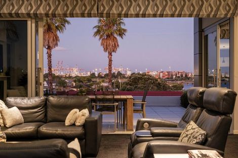 Photo of property in 80 Maxwells Road, Otumoetai, Tauranga, 3110