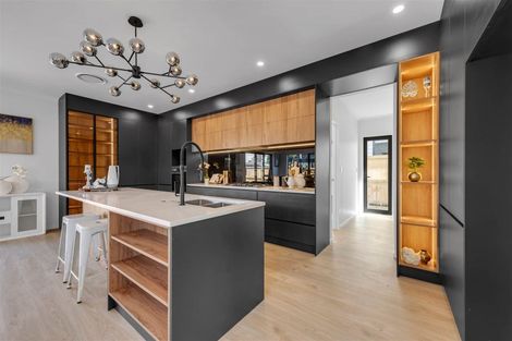 Photo of property in 31 Bushfield Drive, Flat Bush, Auckland, 2019