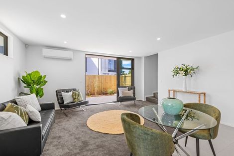 Photo of property in 65 Thackeray Place, Waltham, Christchurch, 8023