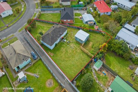 Photo of property in 31 Exeter Crescent, Takaro, Palmerston North, 4412