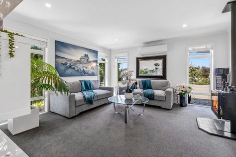 Photo of property in 12 Oceana Drive, Welcome Bay, Tauranga, 3175
