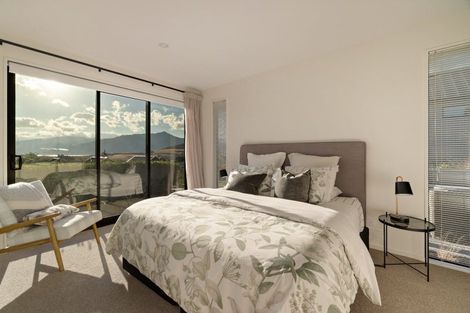 Photo of property in 13 Ellesmere Avenue, Jacks Point, Queenstown, 9371