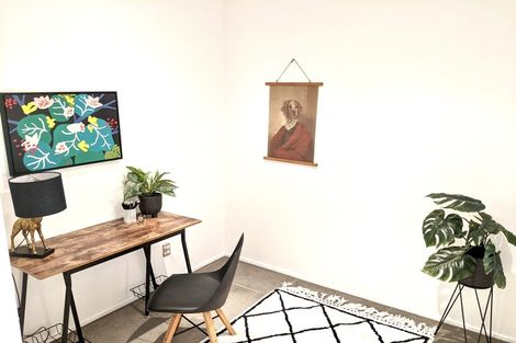 Photo of property in 54 Saddleback Grove, Karori, Wellington, 6012