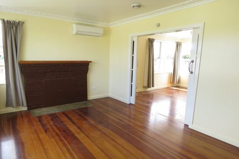 Photo of property in 393 West Coast Road, Glen Eden, Auckland, 0602