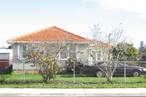 Photo of property in 29 Eddowes Street, Manurewa, Auckland, 2102