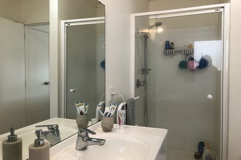 Photo of property in 73 Spinella Drive, Bayview, Auckland, 0629